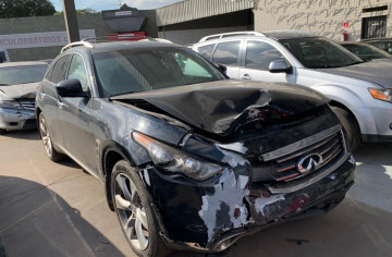 <b>INFINITI FX</b> <br/>50 AWD 4P GAS. AUT Veículo