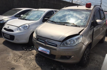 <b>FIAT idea</b> <br/>1.4 attractive 8v flex., Veículo