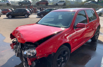 <b>VW GOLF</b> <br/>FLASH 1.6 MI Veículo