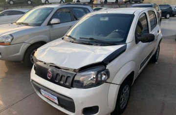 <b>FIAT UNO</b> <br/>VIVACE CELEBRATION 1.0 EVO FIRE FLEX Veículo